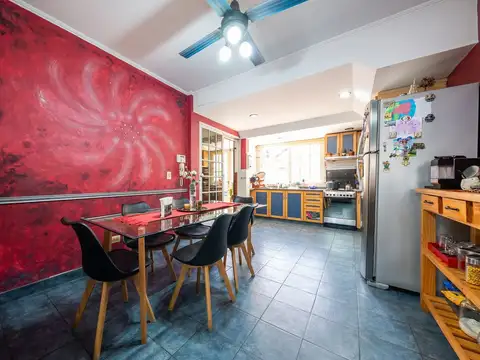 VENTA CASA 3 AMBIENTES EN VILLA MAIPU CON PILETA