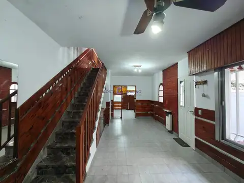 Depto Tipo Casa en Alquiler de 2 dormitorios
