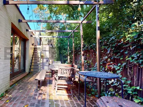 Venta de casa 5 ambientes, Bosque Peralta Ramos, Mar del Plata.