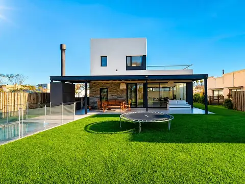 Casa en venta en Santa Emilia
