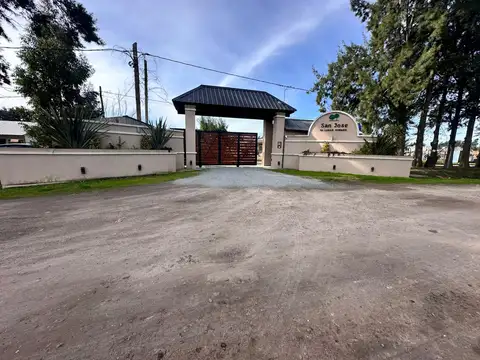 Casa venta con pileta La Plata