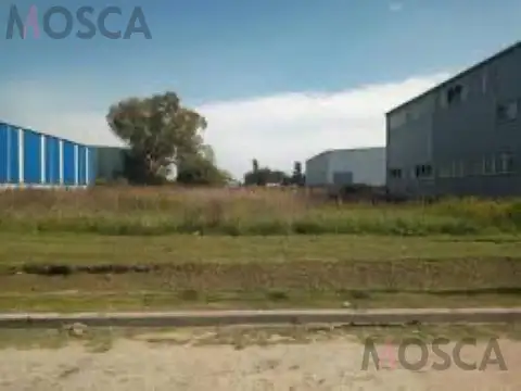Terreno en Venta 100  mts Frente