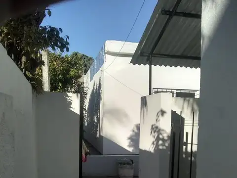 Depto Tipo Casa en Venta en El Palomar, USD 65.000