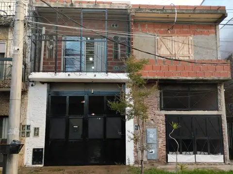 Depto 3 ambientes + cochera para varios autos - Villa Bonich
