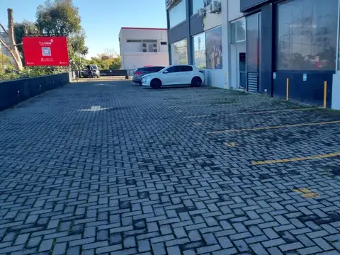 Av Del Puerto 200