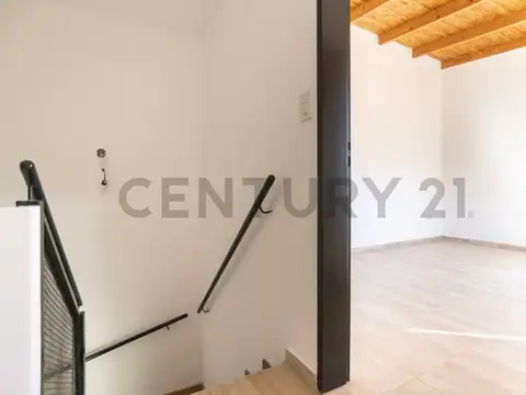 Duplex en venta en Los Hornos