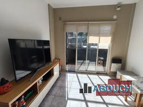 AGUER PROF 4700, Piso 1