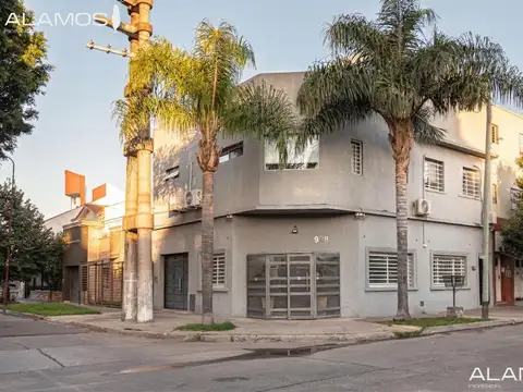 Casa 5 ambientes con pileta en Ramos Mejía