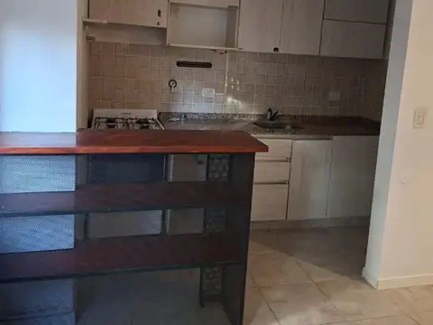Departamento en Alquiler en Ituzaingo Norte, $ 750.000