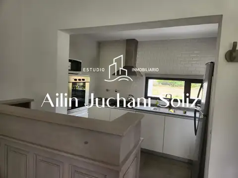 Casa en Alquiler Temporal con 1 cochera