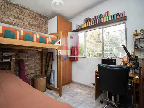 Casa 2 ambientes con 1 baño