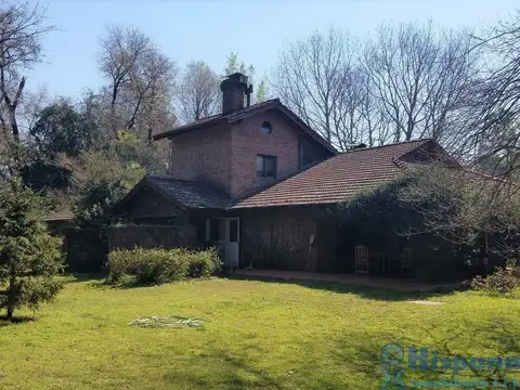 Excelente Casa en venta, sobre Luis Maria Drago, Barrio Yei Porá. APTA CREDITO