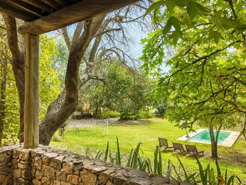 Casa en Venta con 5 cocheras