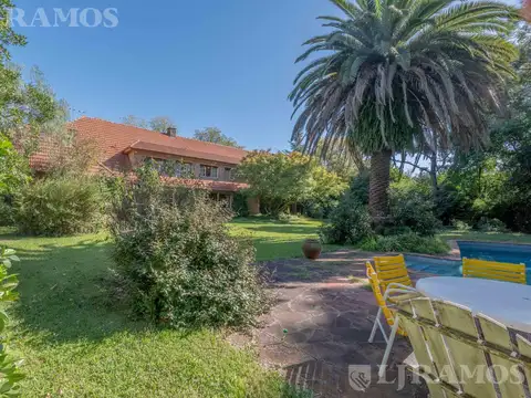 Terreno en Venta 49  mts Fondo