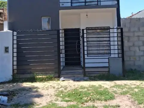 Excelente duplex de categoría a estrenar