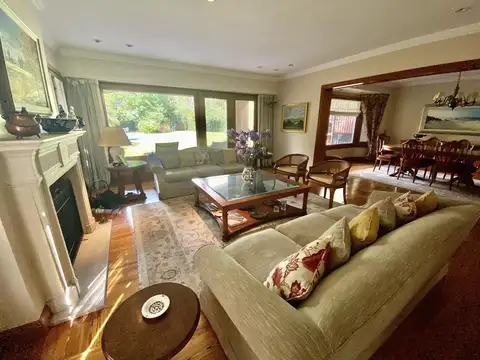 Espectacular Casa En Venta de 2 Plantas -  La Horqueta