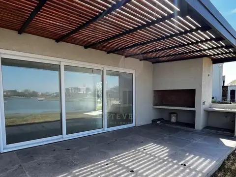 Casa en Venta en El Cantón - Barrio Islas, USD 329.000