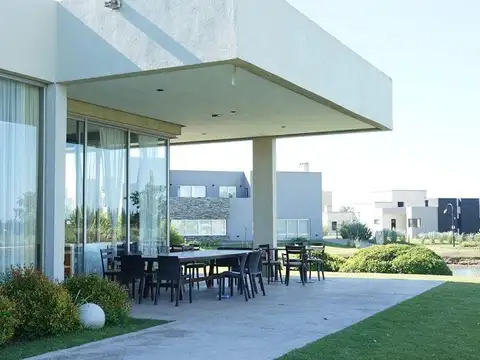 Terreno en Venta en Horizontes al Sur, USD 42.000