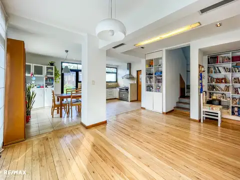 Casa en Venta en City Bell – Parque y Pileta