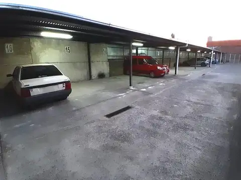 VENTA COMPLEJO COCHERAS BARRIO GUADALUPE