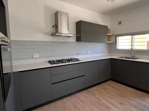 Casa en EcoPueblo Alvear