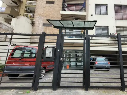 Leandro N. Alem al 1000 Morón