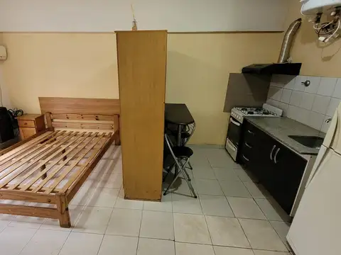 Leandro N. Alem al 1000 Morón