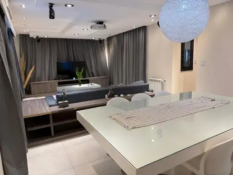 Casa en Alquiler de 4 dormitorios