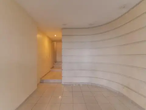 Departamento en Alquiler en Recoleta, $ 450.000