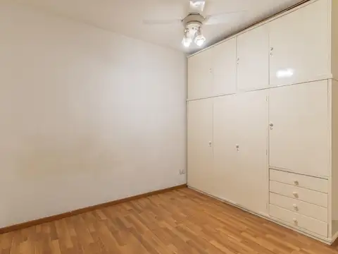 Laprida 1700, Piso 4