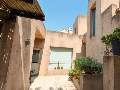 Casa 4 ambientes con 4 baños