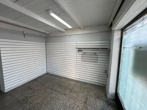 Local en Alquiler en Villa del Parque, $ 650.000