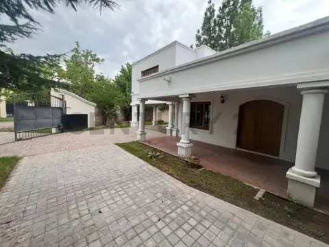 Casa en Venta de 4 dormitorios