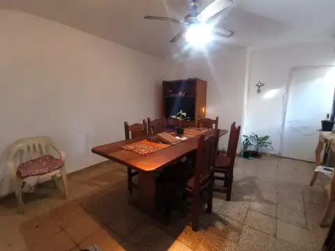 Depto Tipo Casa en Venta de 5 ambientes