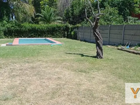 Casa en Venta con 1 cochera