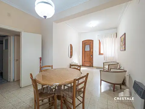 Depto Tipo Casa 7 ambientes con 2 baños