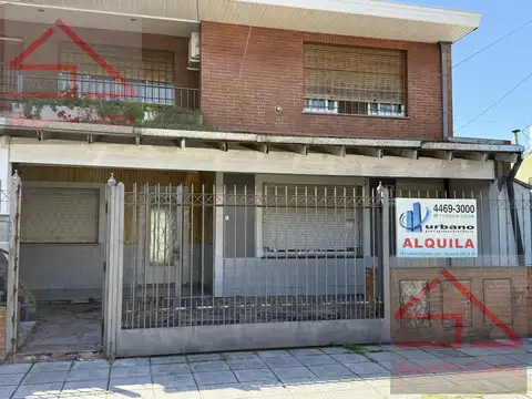 PH en  Alquiler 4 amb. en planta baja c/ patio y cochera - Ramos Mejia