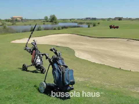 Lote interno en venta en barrio El Cantón Golf