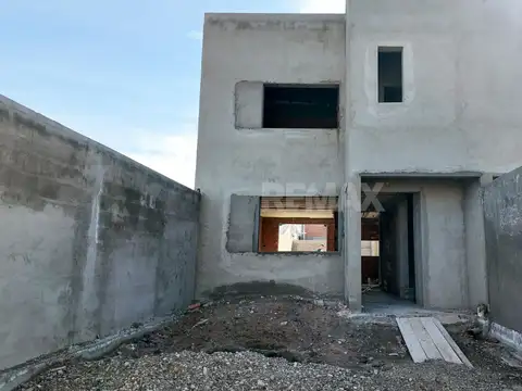 Casa en Venta en Plottier, USD 165.000