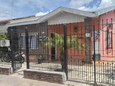 VENTA CASA 4 AMBIENTES, COCHERA, MUÑIZ, SAN MIGUEL