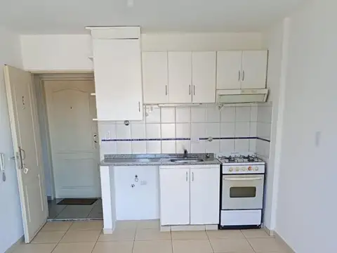 Departamento en Alquiler en Haedo, $ 520.000