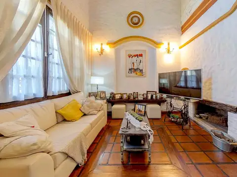 Casa en Venta en Alberdi, USD 200.000