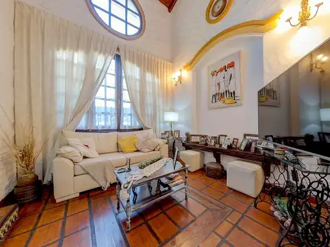 Casa en Venta en Alberdi, USD 200.000