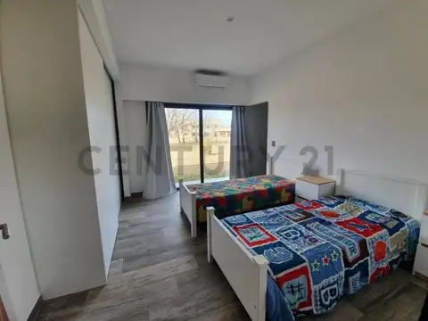 Casa 6 ambientes con 6 baños