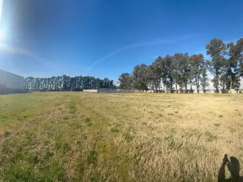 VENTA LOTE POLO INDUSTRIAL EZEIZA 7940 METROS