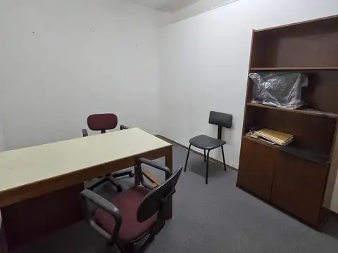 España 991 - Oficina en Venta con Cochera Zona Shopping del Siglo