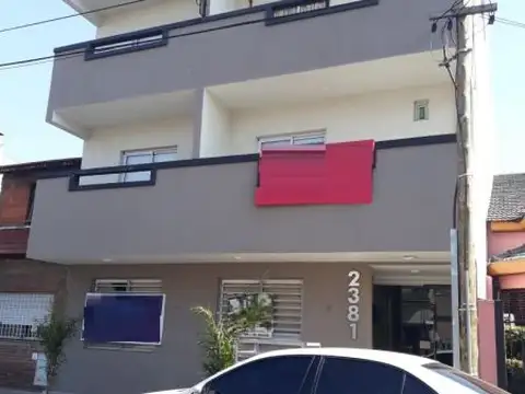 EXCELENTE OPORTUNIDAD 3 AMBIENTES A ESTRENAR. RETASADO.