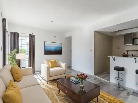 VENTA. DEPARTAMENTO. 3 AMBIENTES. DOBLE BALCÓN. COCHERA.