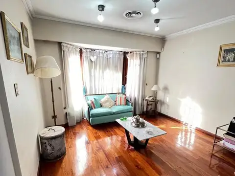 Casa en Venta en Castelar Norte, USD 400.000