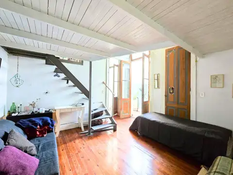 PH EN VENTA EN SAN TELMO 2 AMB CON ENTREPISO